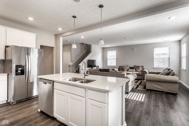 1711 Pelham Drive, Greenwood, IN 46143