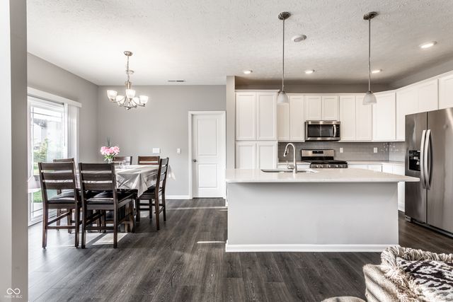 1711 Pelham Drive, Greenwood, IN 46143