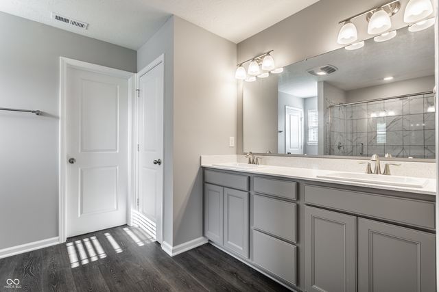 1711 Pelham Drive, Greenwood, IN 46143