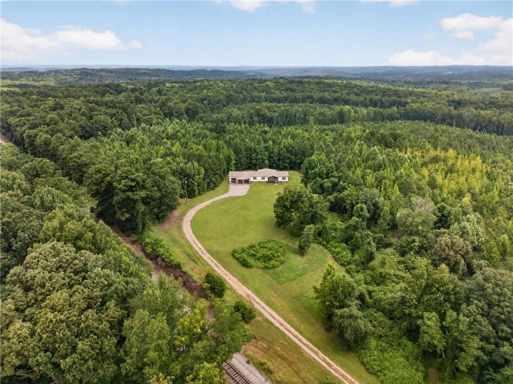 85 Old Bushmill Road, Bremen, GA 30110