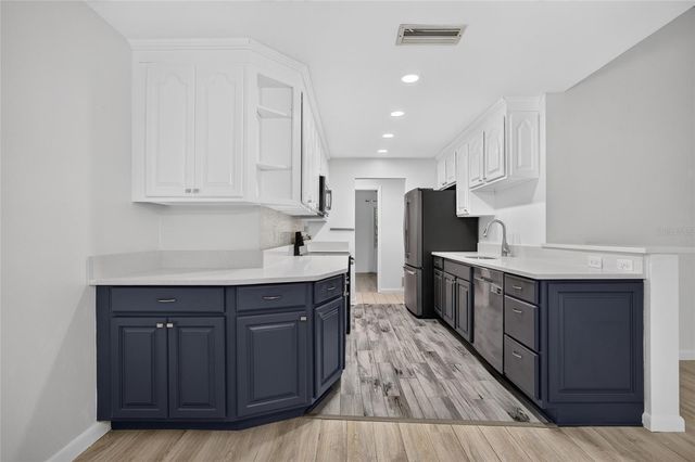 3917 SAWYERWOOD ROAD, Sarasota, FL 34233