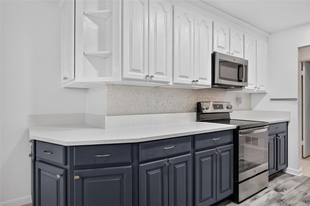 3917 SAWYERWOOD ROAD, Sarasota, FL 34233