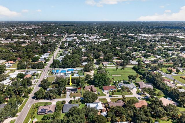 3917 SAWYERWOOD ROAD, Sarasota, FL 34233