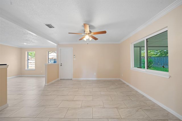 19218 Enchanted Oaks Drive, Spring, TX 77388