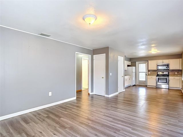 6155 9TH STREET, Zephyrhills, FL 33542