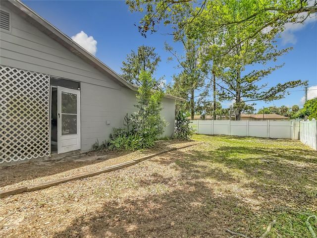 6155 9TH STREET, Zephyrhills, FL 33542