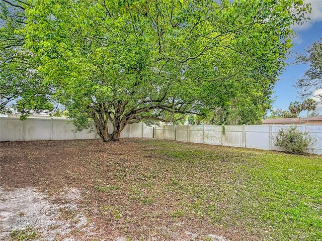 6155 9TH STREET, Zephyrhills, FL 33542