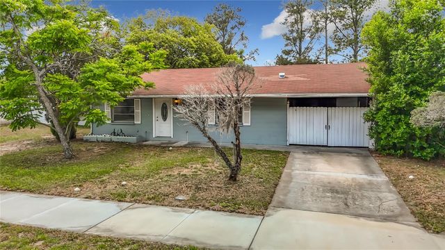6155 9TH STREET, Zephyrhills, FL 33542