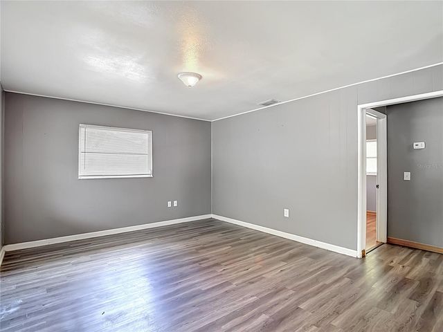 6155 9TH STREET, Zephyrhills, FL 33542