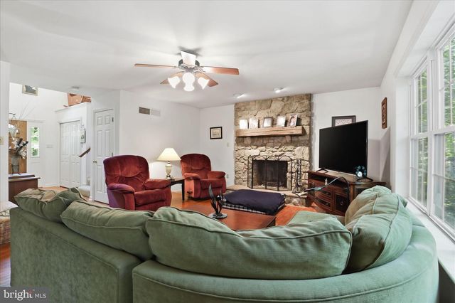 15 DEERFIELD DR, Pequea, PA 17565