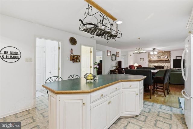15 DEERFIELD DR, Pequea, PA 17565
