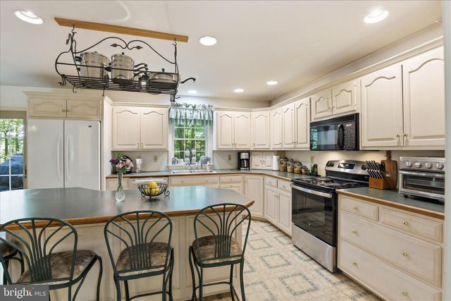 15 DEERFIELD DR, Pequea, PA 17565
