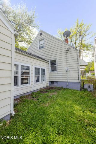 1406 Eleanor Avenue, Toledo, OH 43612