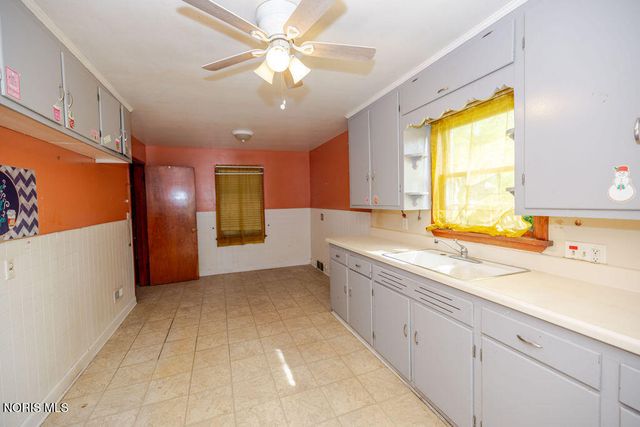 1406 Eleanor Avenue, Toledo, OH 43612