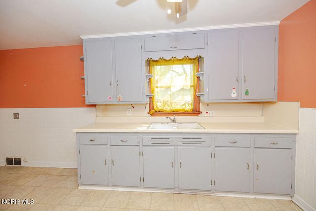 1406 Eleanor Avenue, Toledo, OH 43612