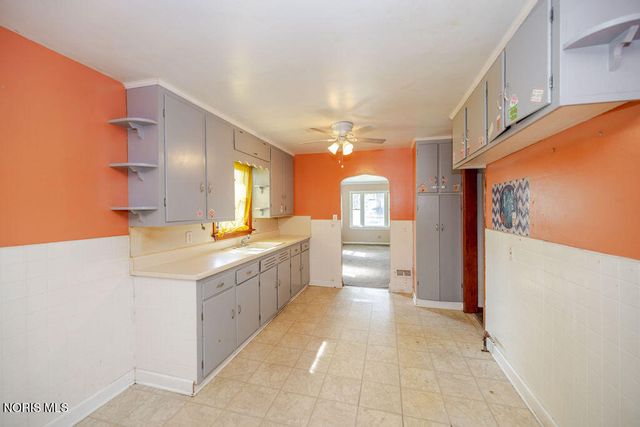 1406 Eleanor Avenue, Toledo, OH 43612