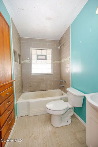 1406 Eleanor Avenue, Toledo, OH 43612
