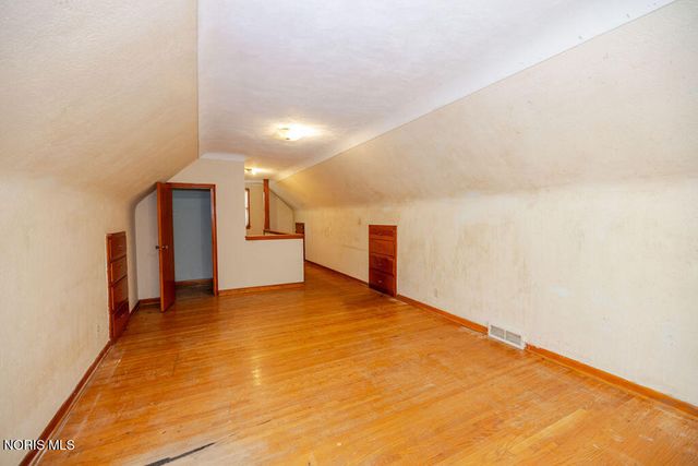 1406 Eleanor Avenue, Toledo, OH 43612