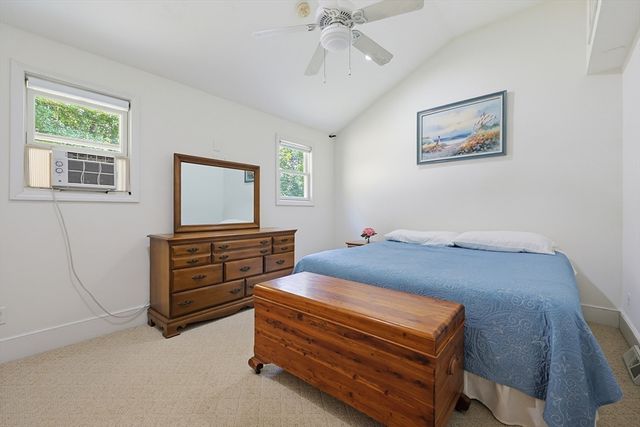733 Pleasant St, Marlborough, MA 01752