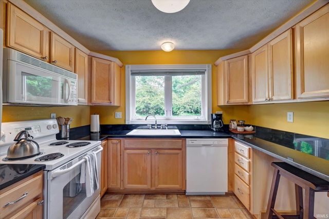 1005 E Maxwell Lane, Bloomington, IN 47401