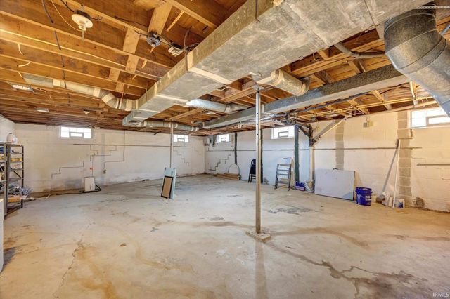 1005 E Maxwell Lane, Bloomington, IN 47401