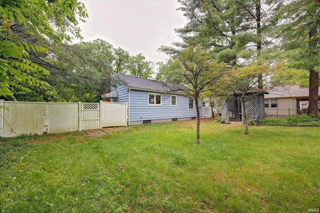 1005 E Maxwell Lane, Bloomington, IN 47401