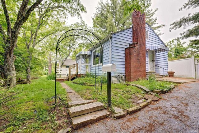 1005 E Maxwell Lane, Bloomington, IN 47401