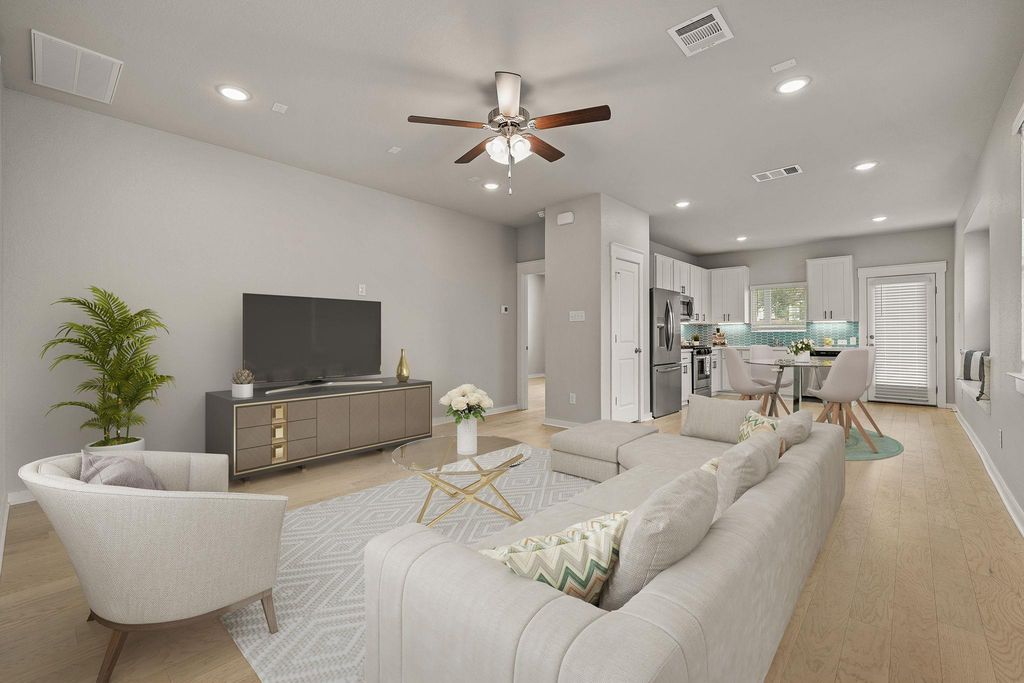 2233 Calvert DR, Leander, TX 78641