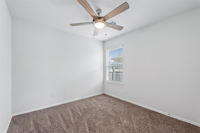 933 S Blackjack Lane, Mustang, OK 73064