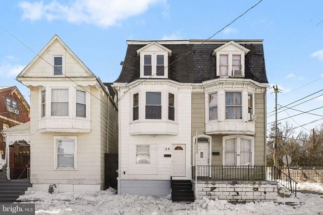 26 N WEST ST, York, PA 17401