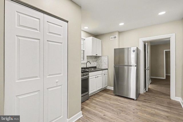 26 N WEST ST, York, PA 17401