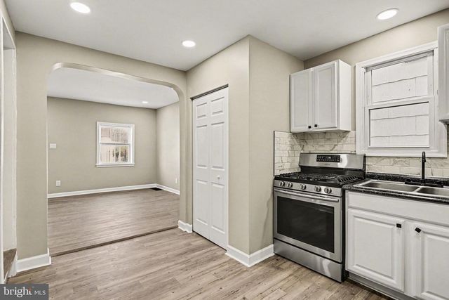 26 N WEST ST, York, PA 17401