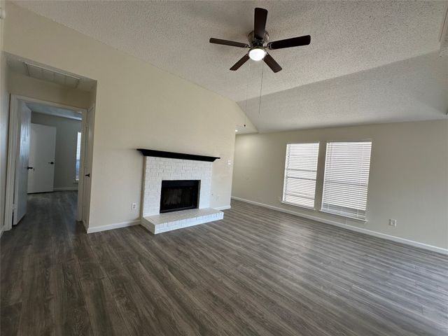 551 Stonewall Way, Mesquite, TX 75149