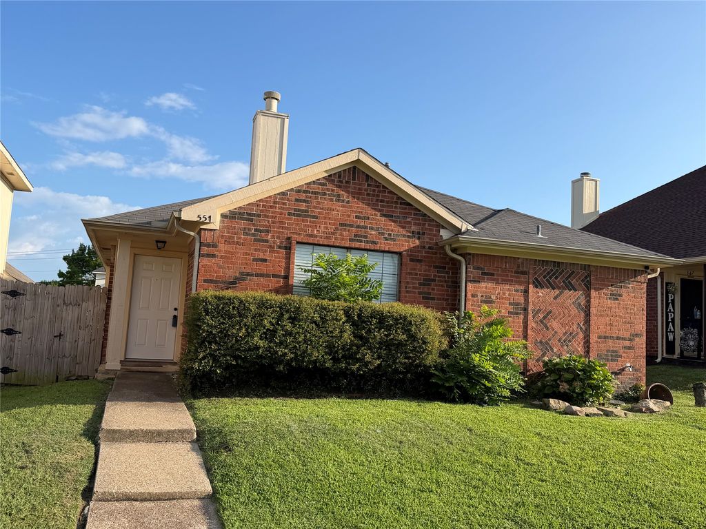 551 Stonewall Way, Mesquite, TX 75149