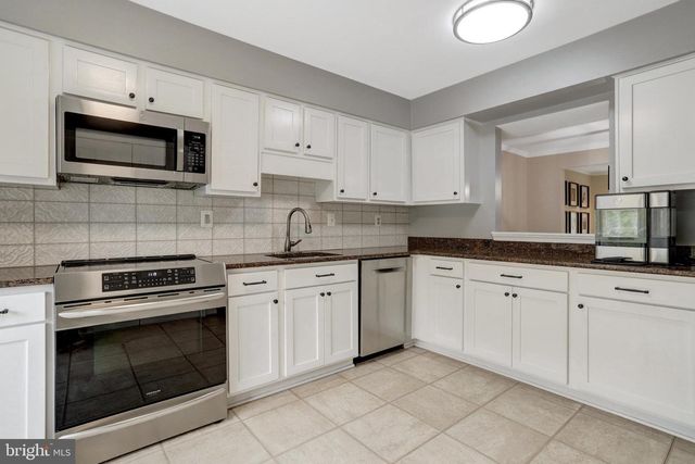 18 S MONTANA ST, Arlington, VA 22204