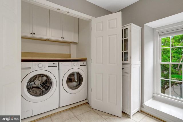 18 S MONTANA ST, Arlington, VA 22204