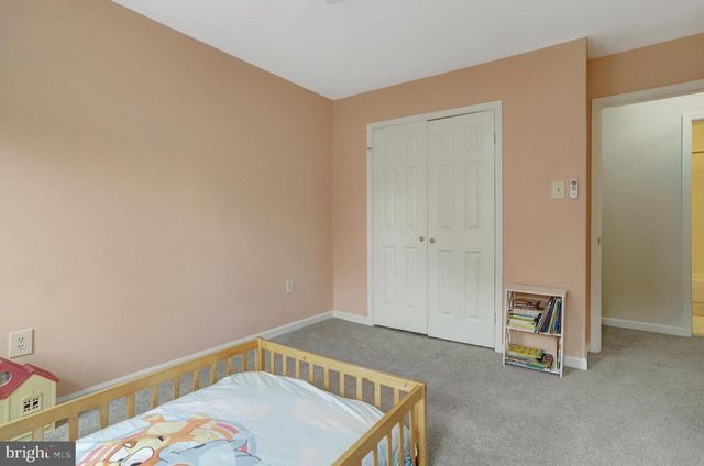 18 S MONTANA ST, Arlington, VA 22204