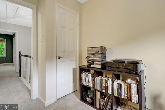 18 S MONTANA ST, Arlington, VA 22204