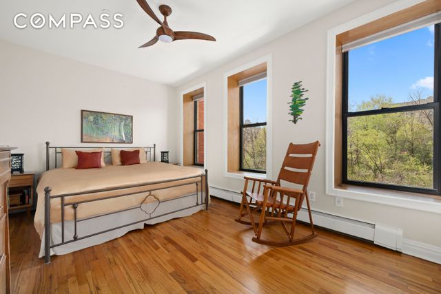 370 St Nicholas Avenue PH5B, New York City, NY 10027