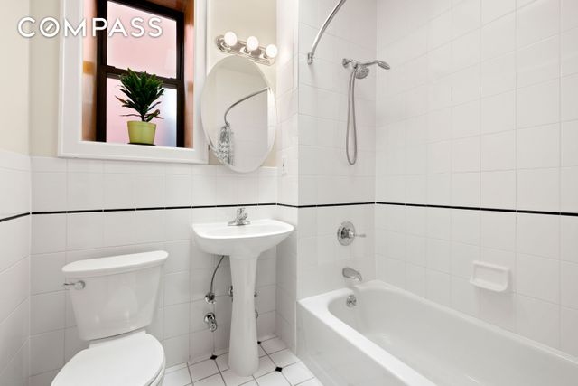 370 St Nicholas Avenue PH5B, New York City, NY 10027