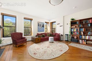 370 St Nicholas Avenue PH5B, New York City, NY 10027