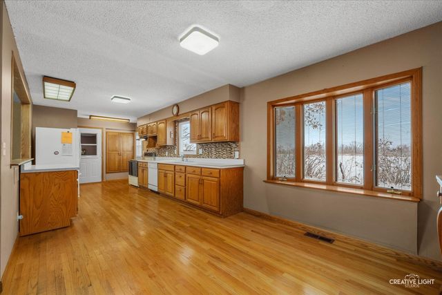 910 Wiker Drive, Rock Falls, IL 61071