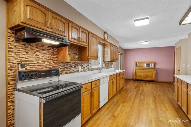 910 Wiker Drive, Rock Falls, IL 61071