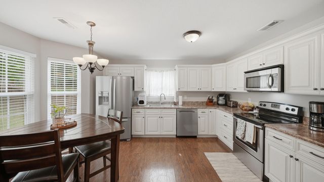 2045 Short Leaf Lane, Soddy Daisy, TN 37379