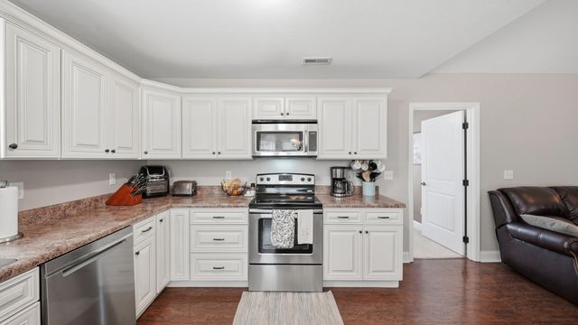 2045 Short Leaf Lane, Soddy Daisy, TN 37379