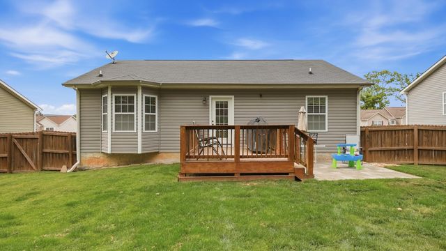 2045 Short Leaf Lane, Soddy Daisy, TN 37379