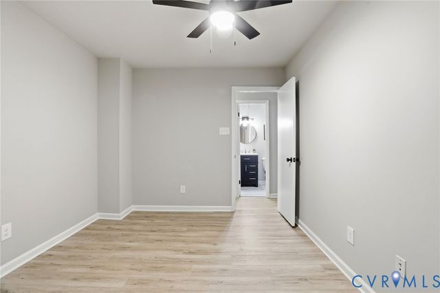 11610 E Briar Patch Dr, Midlothian, VA 23113