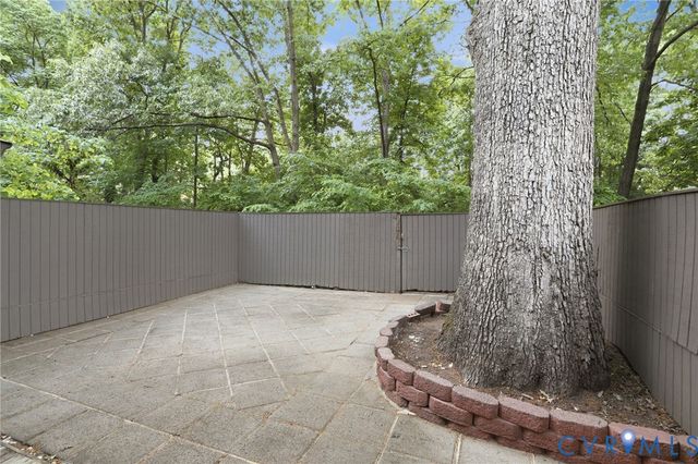 11610 E Briar Patch Dr, Midlothian, VA 23113