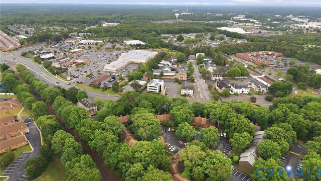 11610 E Briar Patch Dr, Midlothian, VA 23113