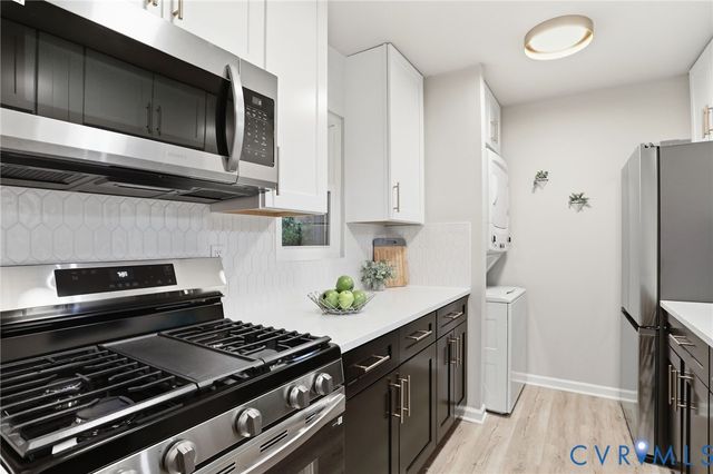 11610 E Briar Patch Dr, Midlothian, VA 23113
